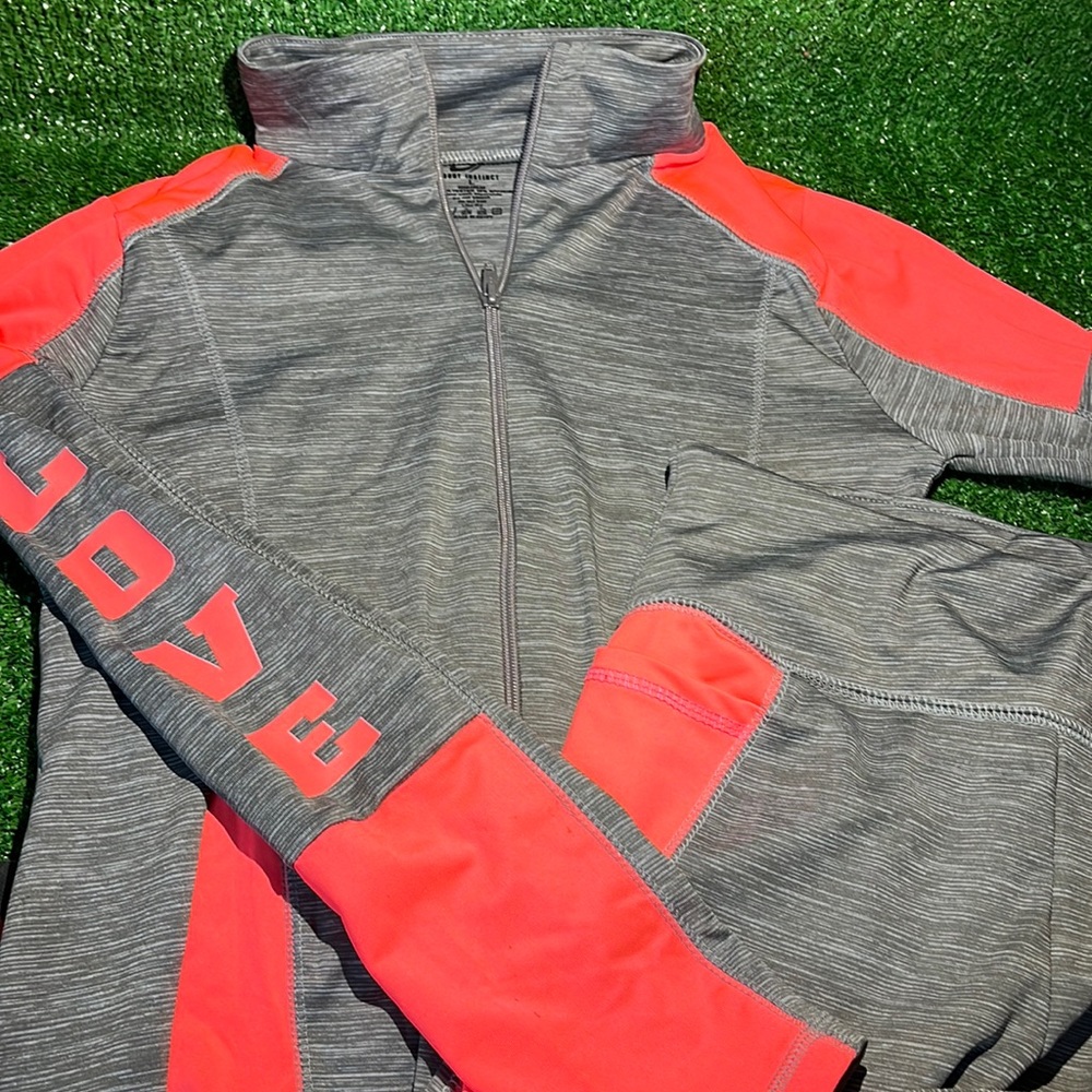 Body Instinct Workout Set size large ZIP UP JACKET AND LEGGINGS